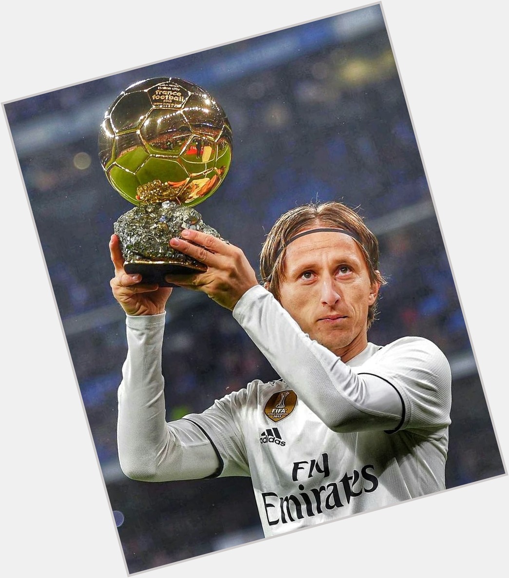 Happy birthday to Luka Modric, who turns 34 today. One of the best midfielders of all time. Legend 