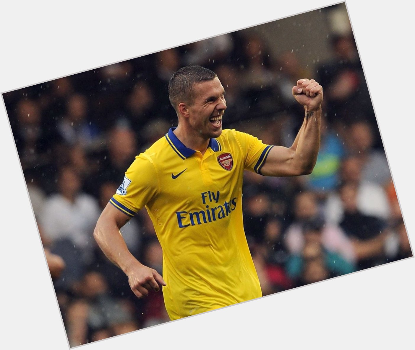 Happy 37th birthday to the Gooner that is Lukas Podolski. 