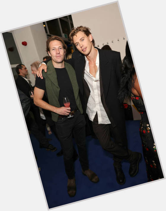 Happy Birthday to Luke Bracey 