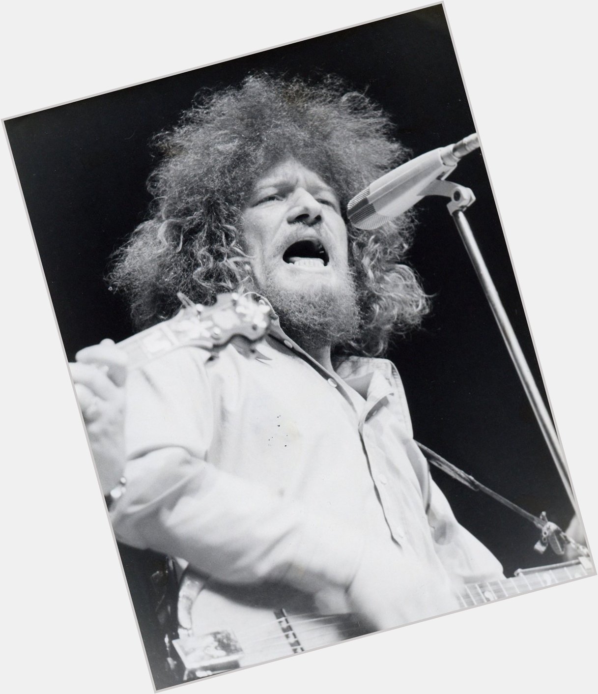 Happy what would be 82nd Birthday to one of the few Irish people I looked up to as a kid - Mr Luke Kelly 