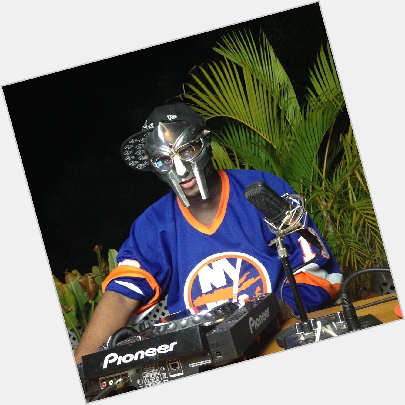 Happy Birthday to the late musical mastermind MF Doom who would have turned 50 today     