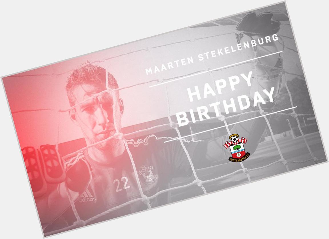 Happy 33rd Birthday to Keeper Maarten Stekelenburg! 

From all of the 