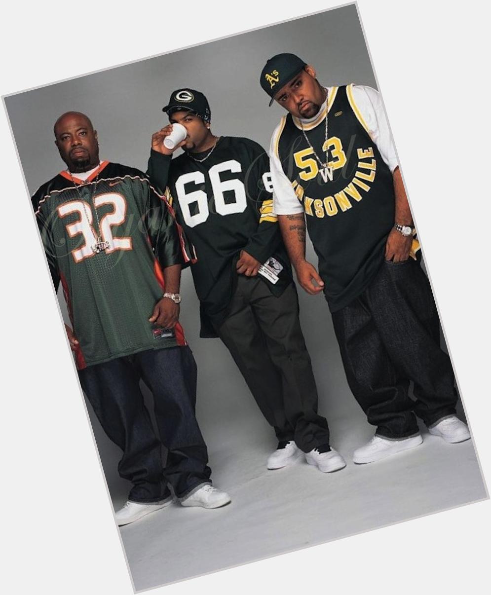 Happy Birthday from Organic Soul Rapper Mack 10 is 44. (pic: on right) 
 