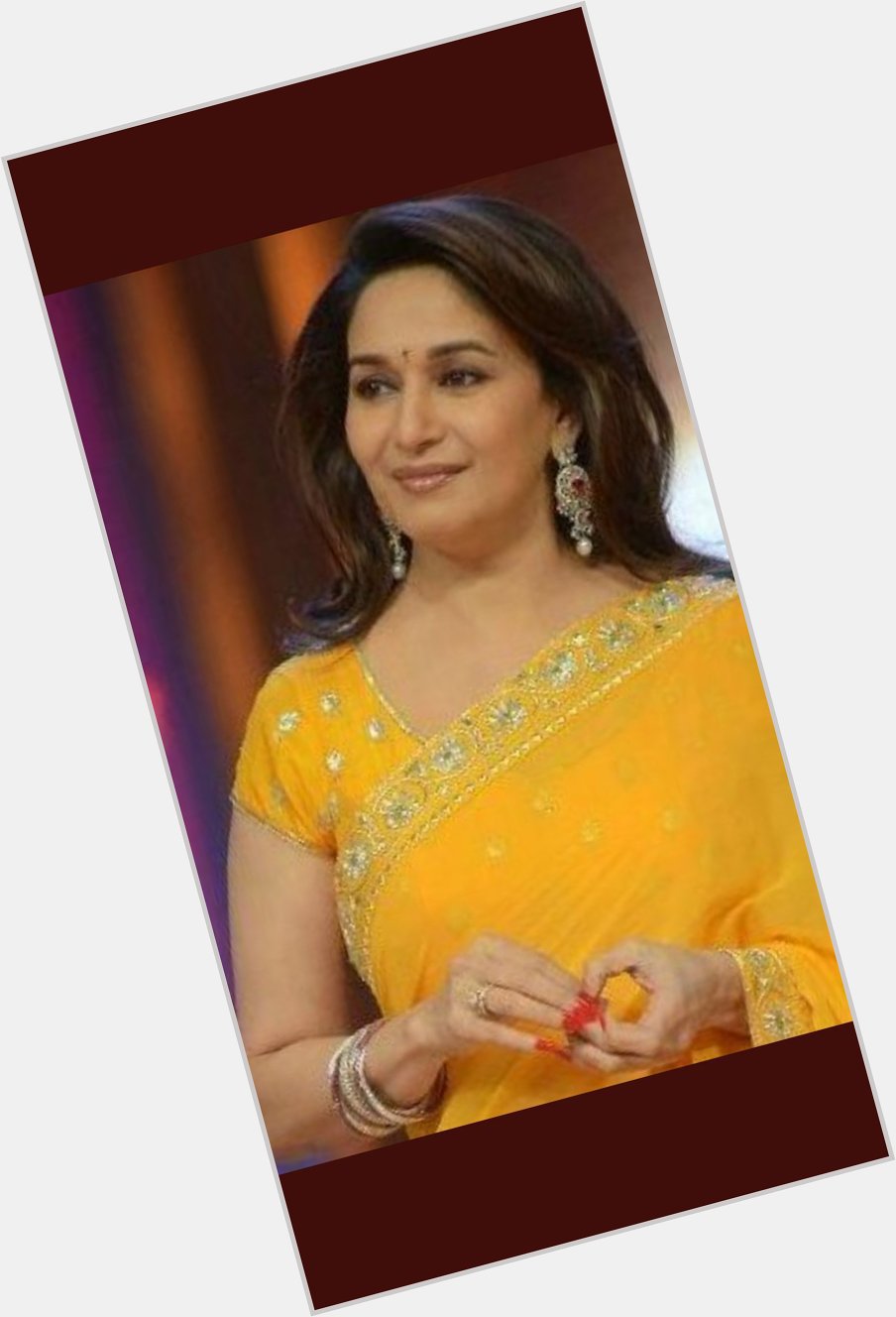 Happy birthday to the prettiest actress in bollywood, the superstar, the evergreen Madhuri Dixit  