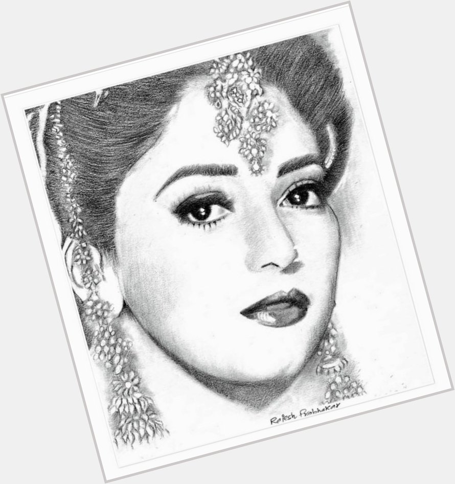   My Sketch  :  Madhuri Dixit Nene 
HAPPY BIRTHDAY ..
Hope u like 