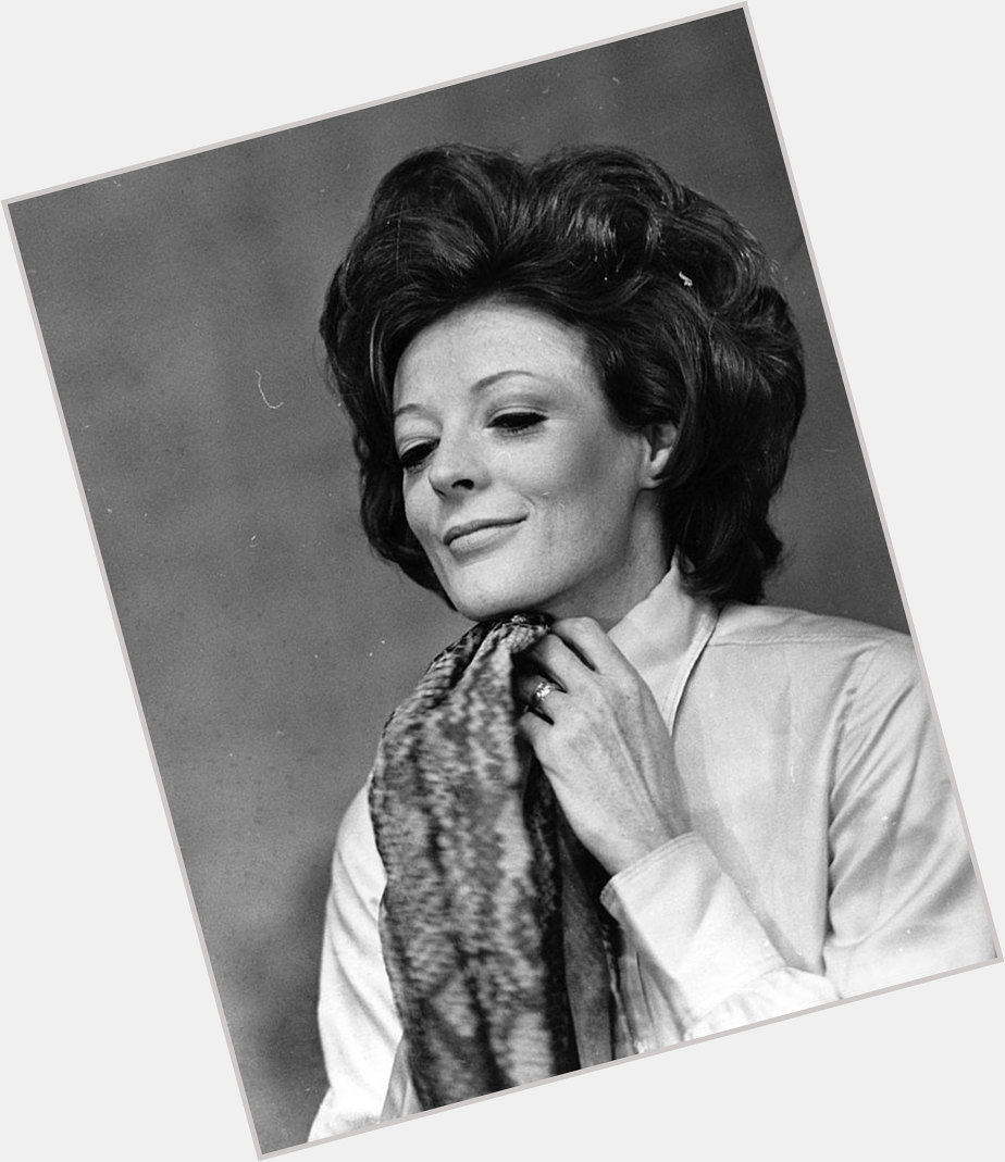 Happy 83th Birthday to the one and only, Dame Maggie Smith, who is simply the best! Here\s to many happy returns! 