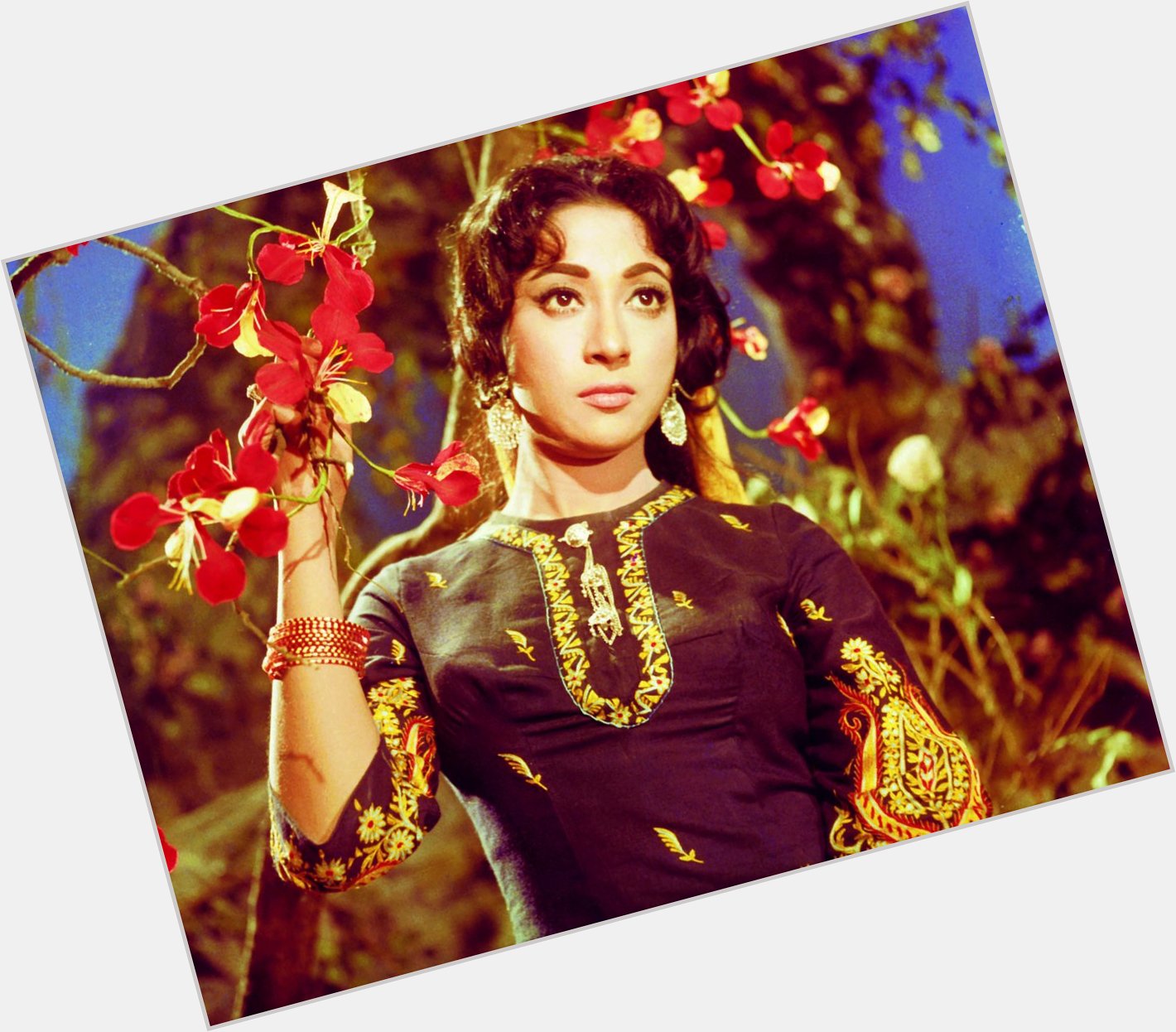 Wishes you very talented and very beautiful Mala Sinha a happy birthday... 