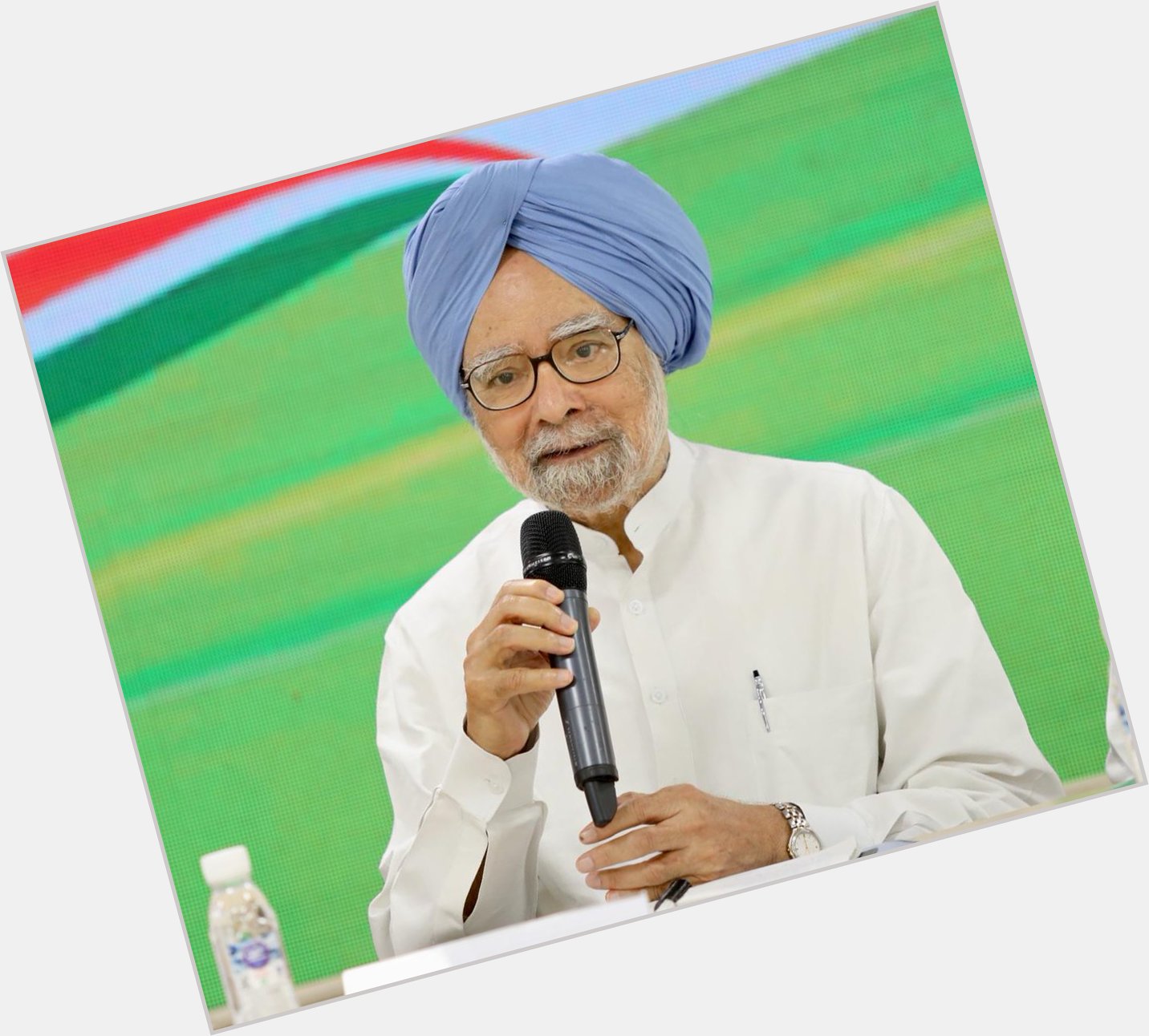 Happy Birthday to India\s Best prime minister Dr Manmohan Singh ji.  