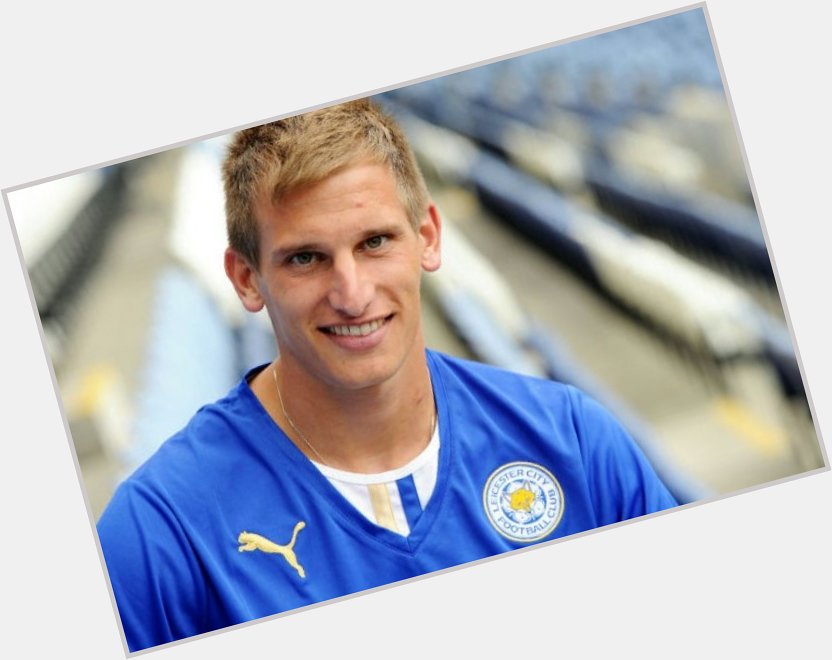 Happy birthday to Marc Albrighton, wing of Leicester F.C. 26 years tomorrow. 