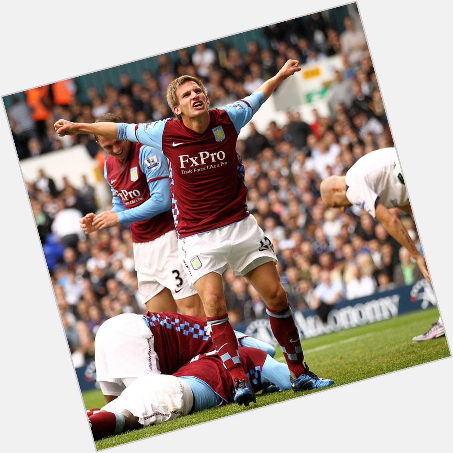 Happy birthday, Marc Albrighton  I still hold a special place in my heart for Villa and always will do.  