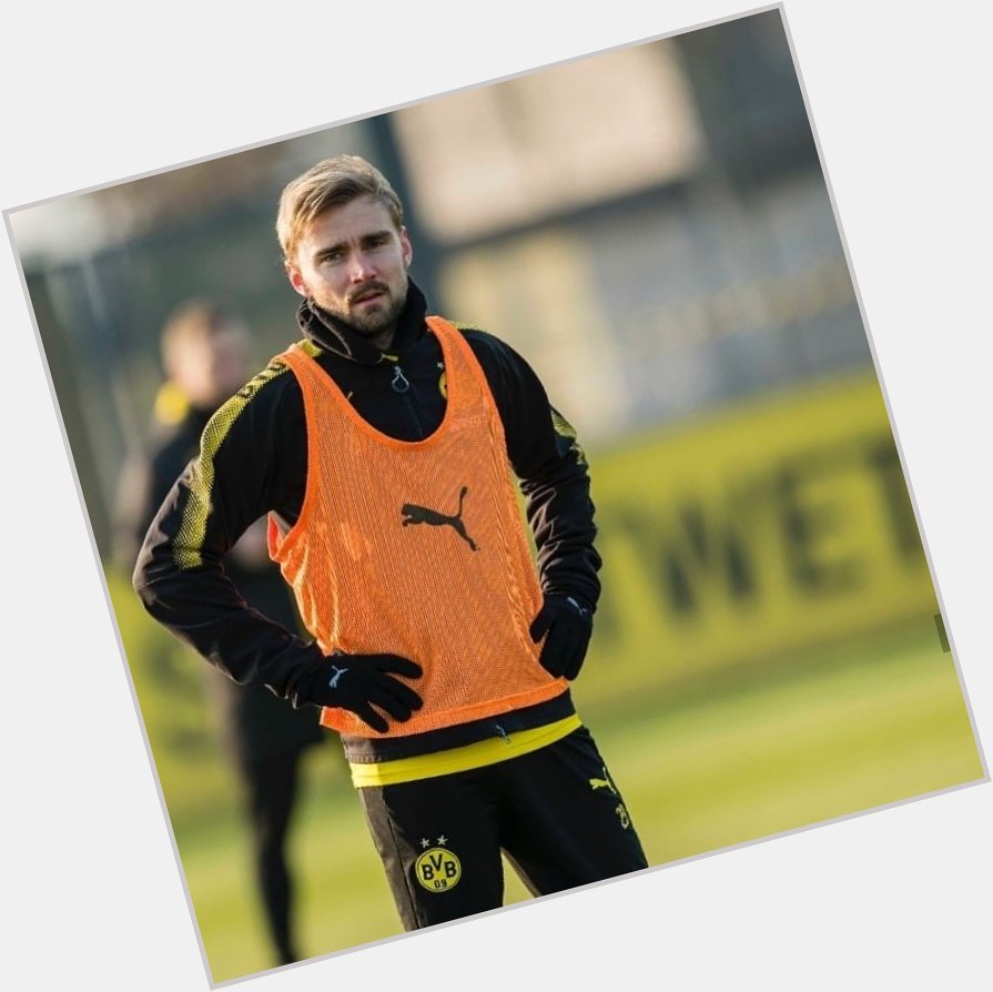 Happy Birthday to one of the greatest players to play for this club Marcel  Schmelzer 