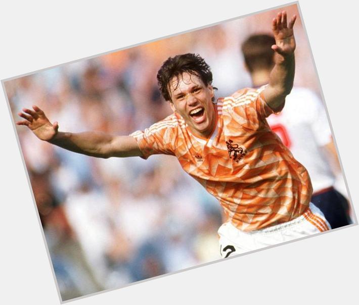 Happy 50th birthday to former dutch player Marco van Basten. 