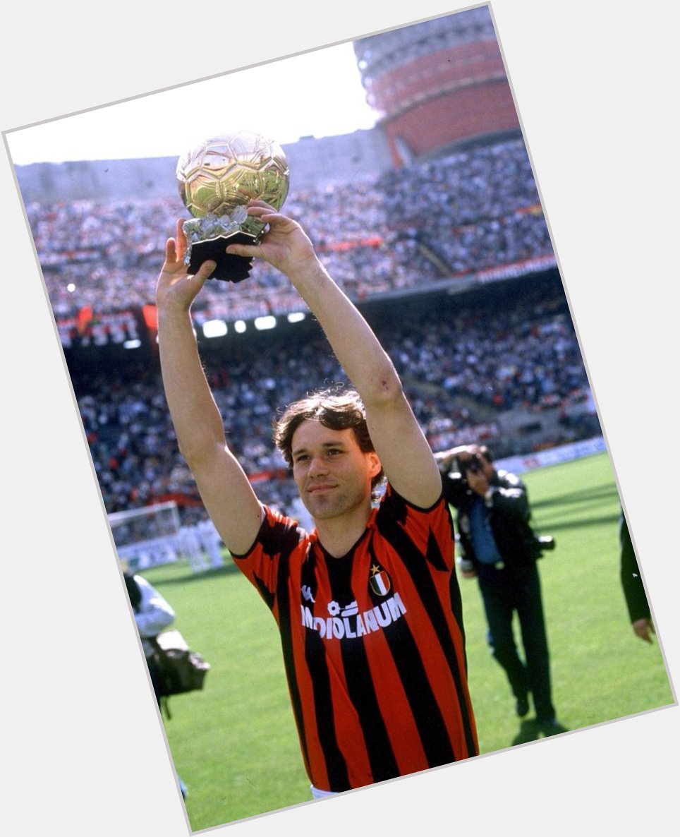 Happy birthday leggenda , best striker ever . Auguri Marco Van Basten  