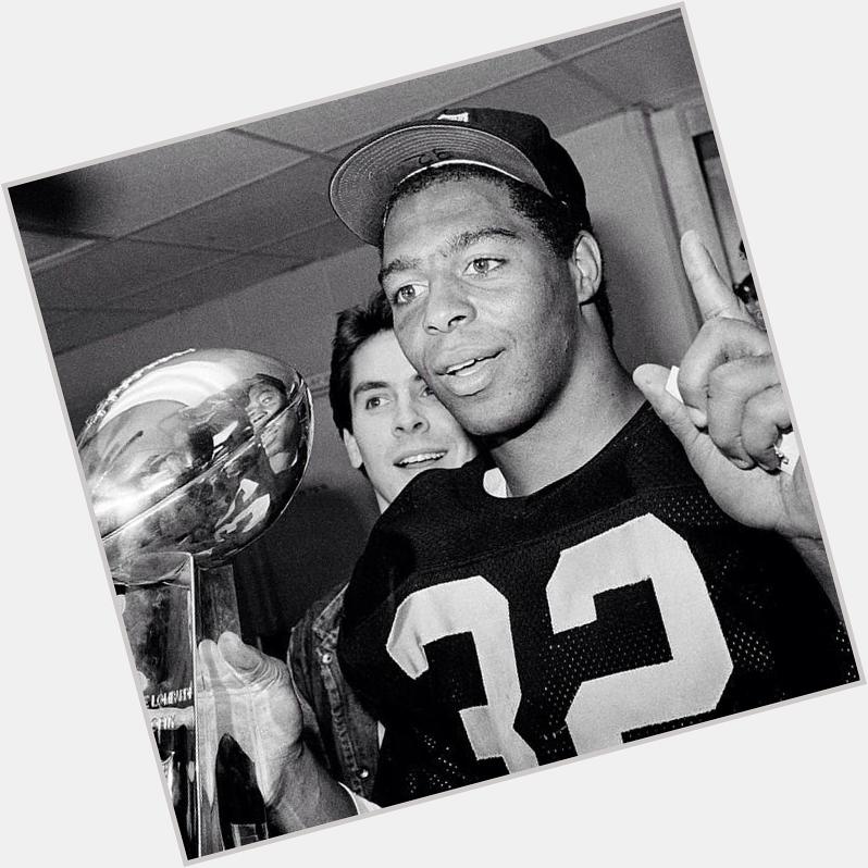 Happy Birthday to MVP and 2003 Pro Football Hall of Fame inductee Marcus Allen! 