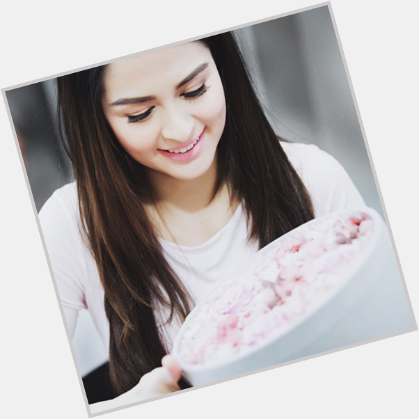 Happy Birthday, Ms. Marian Rivera! Godbless you and your family more. 
