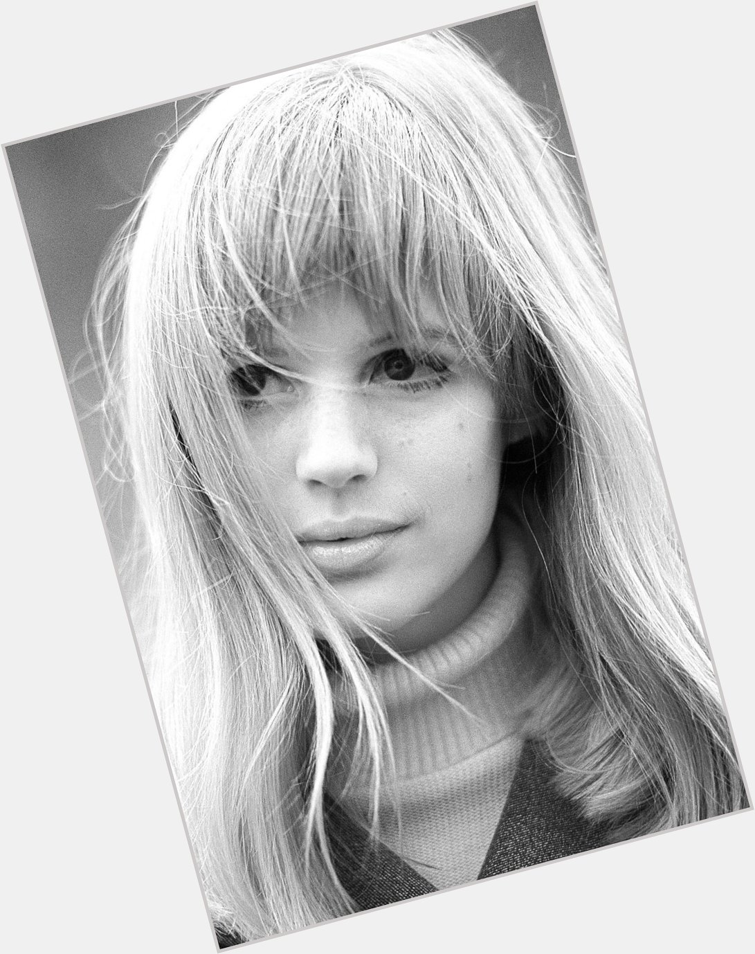Rebellion is the only thing that keeps you alive! Marianne Faithfull
Happy Birthday 