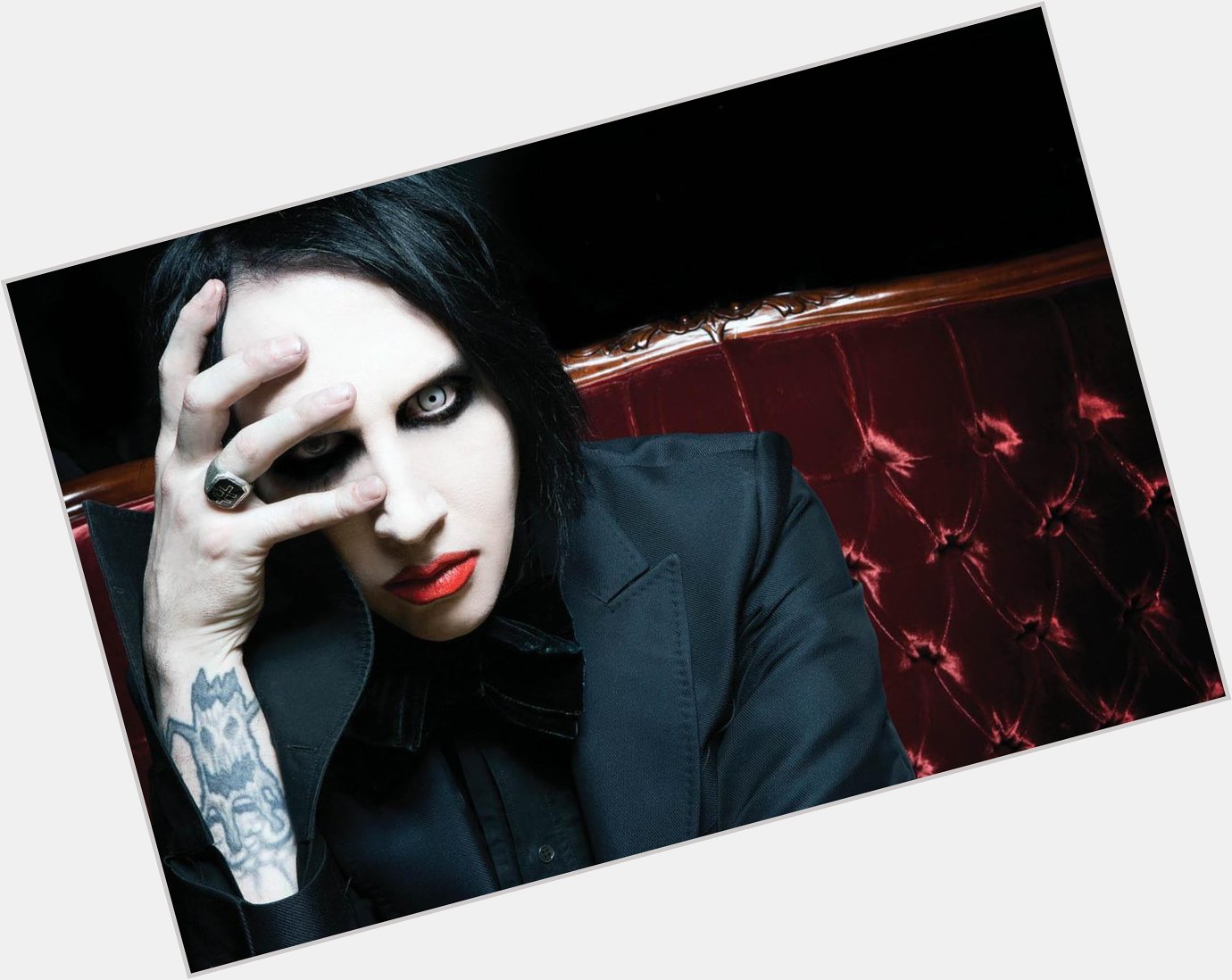 January 5th, wish happy birthday to infamous American rocker, Marilyn Manson! 