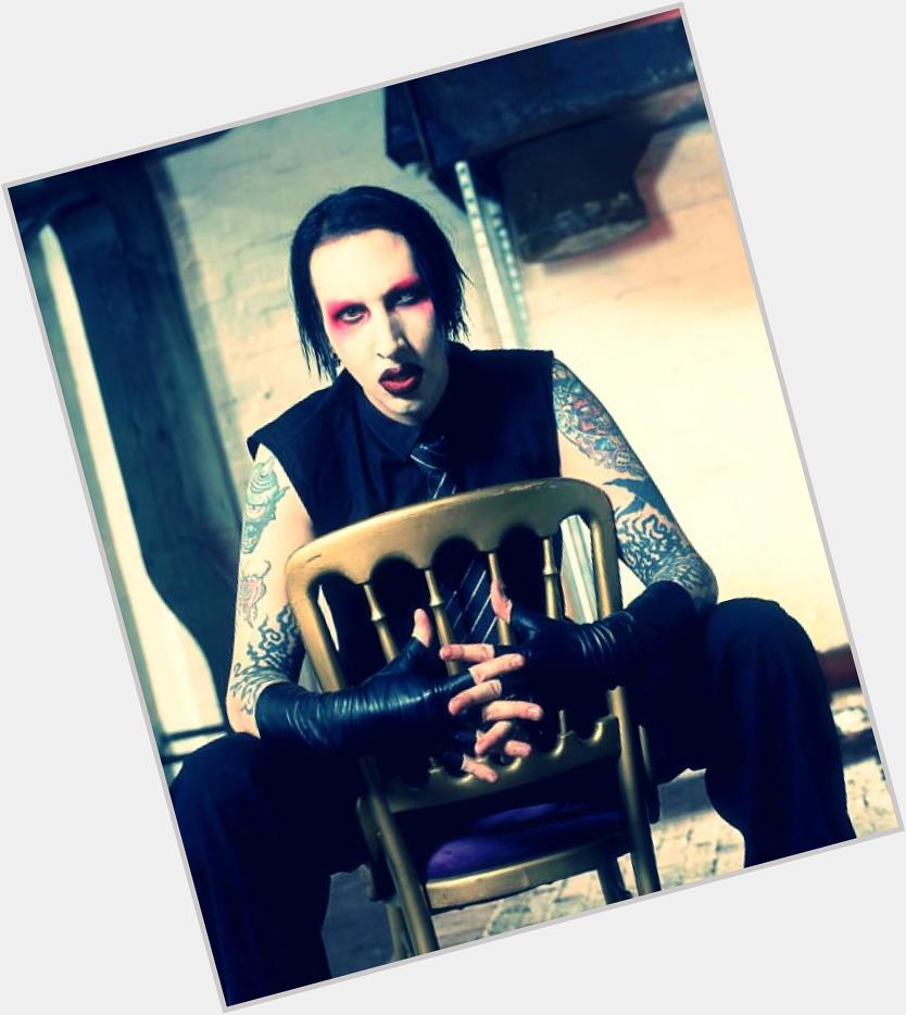 Happy birthday to Marilyn Manson yaaaaaaaaaaaas 