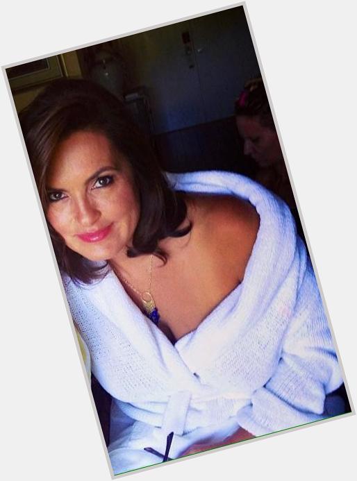 Roses are red, violets are blue, Mariska Hargitay is 51 & still looks better than me and you. HAPPY BIRTHDAY 