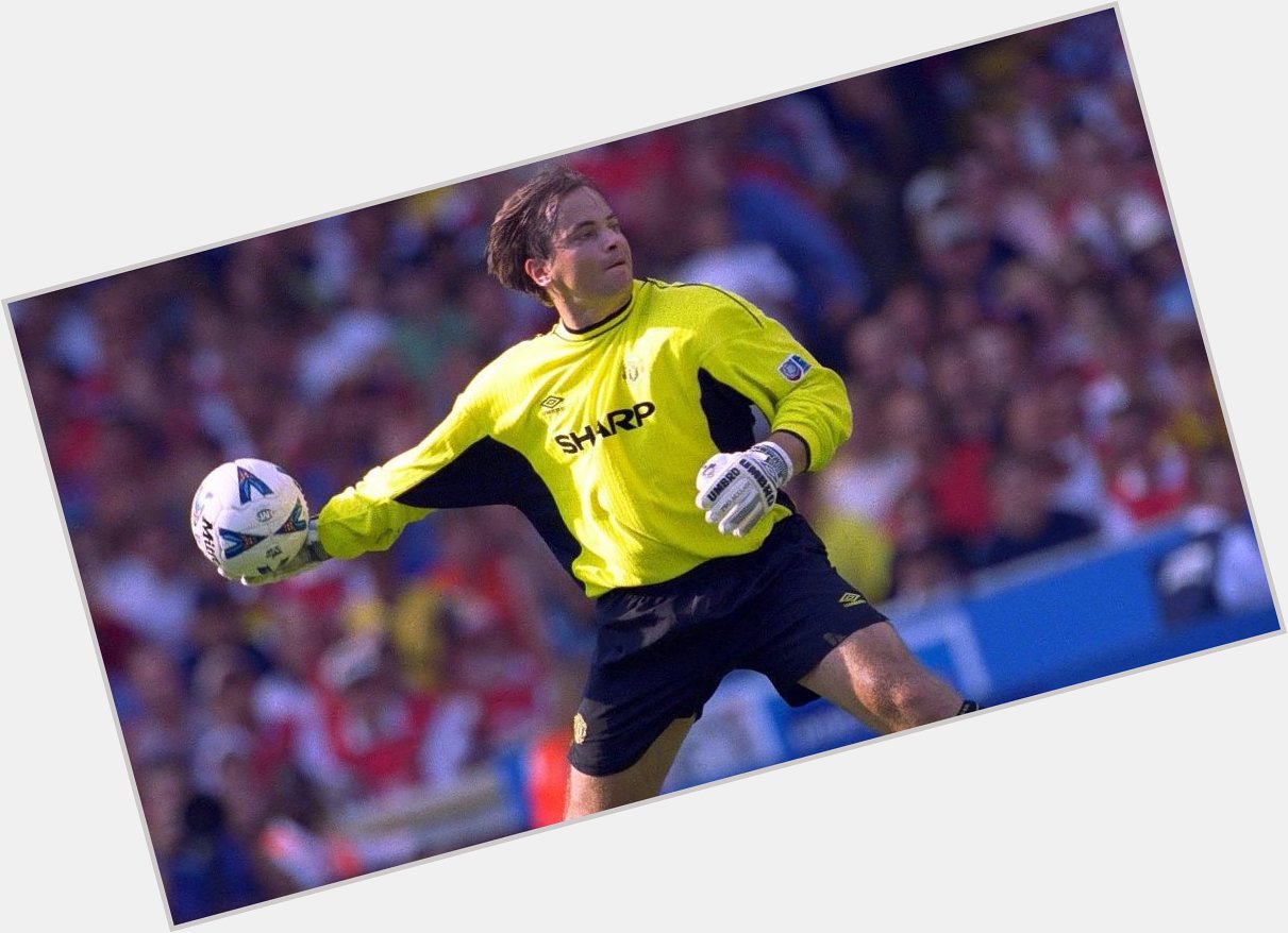 Happy Birthday today to former Goalkeeper Mark Bosnich          