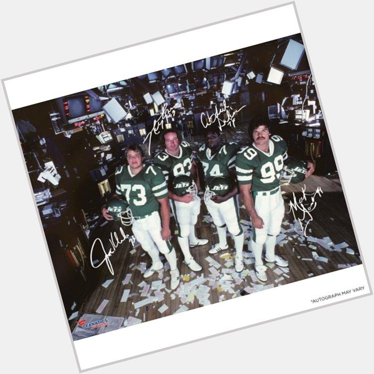 Happy Birthday Mark Gastineau! A former member of the New York Sack Exchange. DE had 107.5 sacks in his career. 