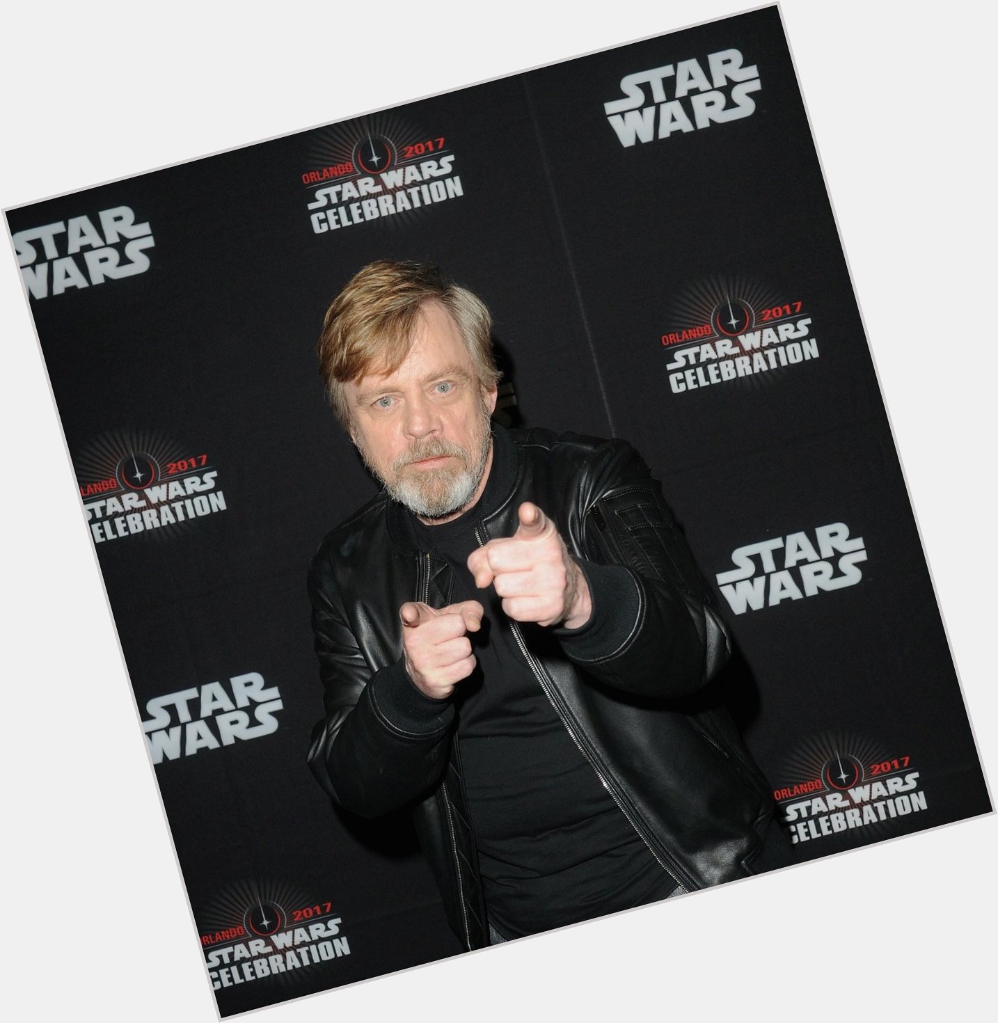 Wishing Mark Hamill a big happy birthday today! Tell us your favourite Luke Skywalker moment! 