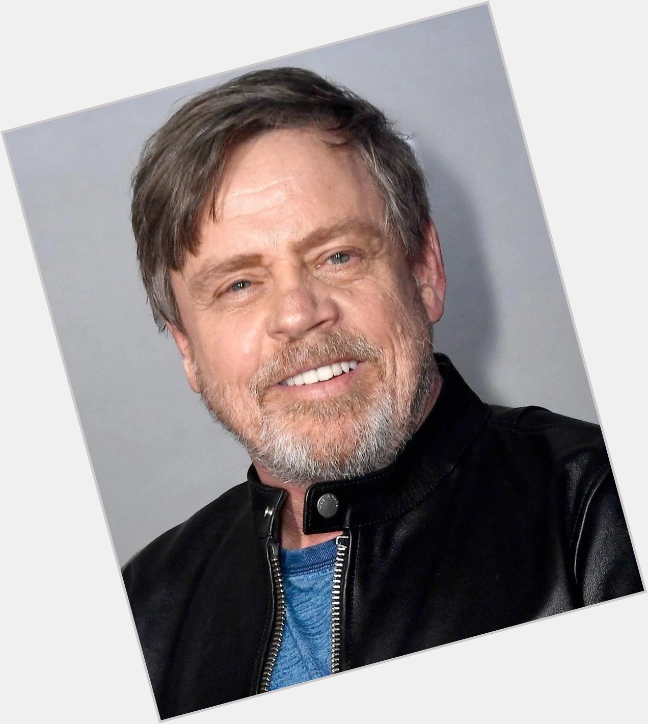 Happy Birthday to the legend himself, Mark Hamill! 

What s your favorite role? 