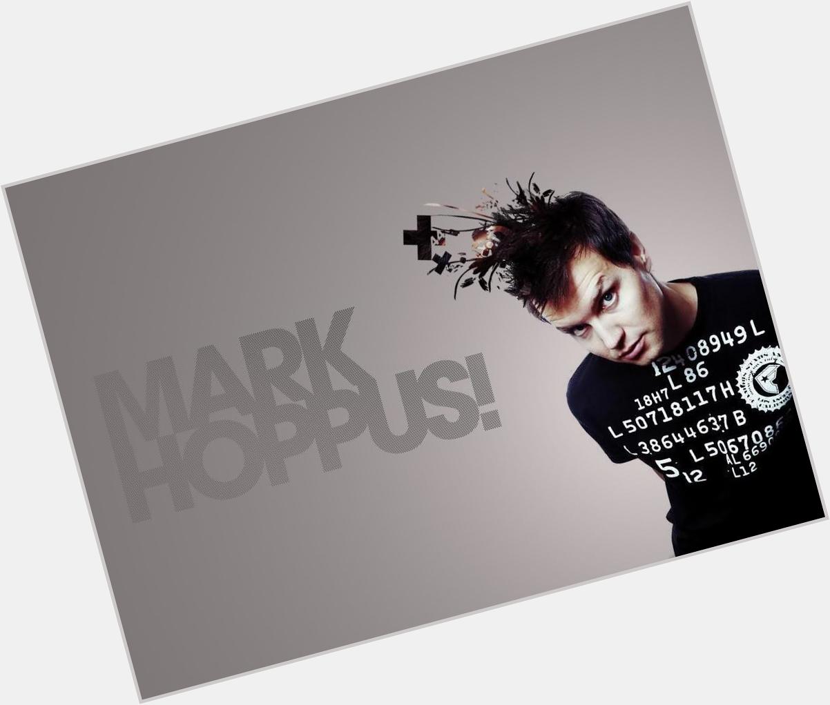 Happy Birthday Mark Hoppus: il cantante, bassista e fondatore dei BLINK-182 compie oggi 43 anni 