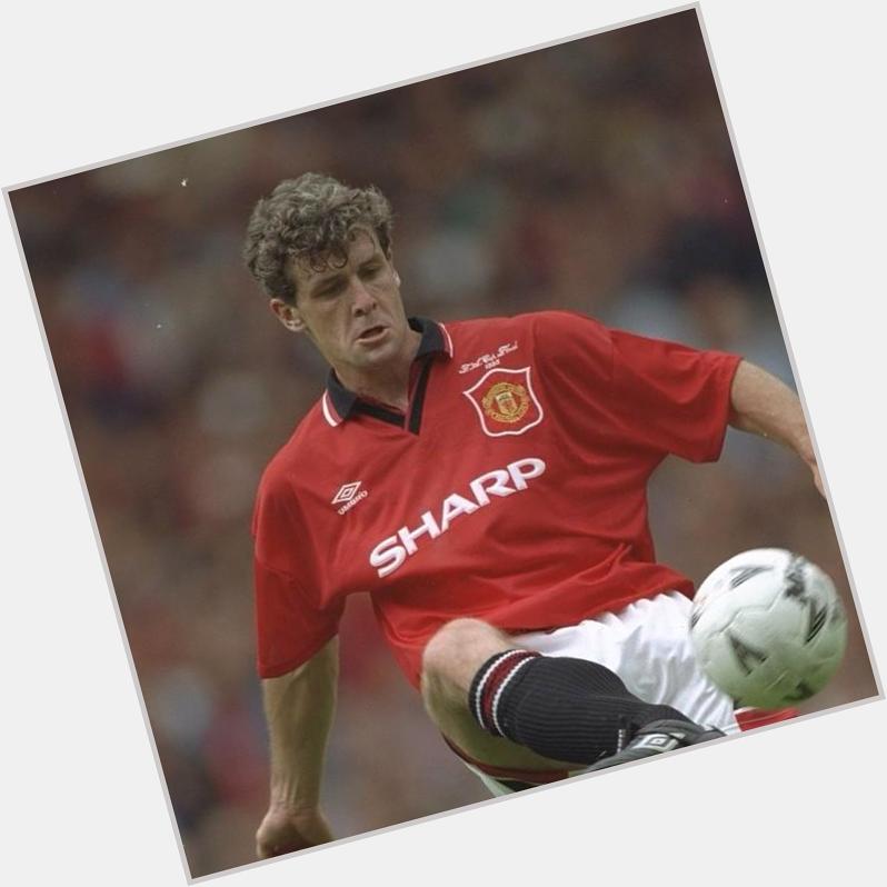 Happy birthday to former United player and legend Mark Hughes, the Welshman scored 83goals/256games for Man United. 
