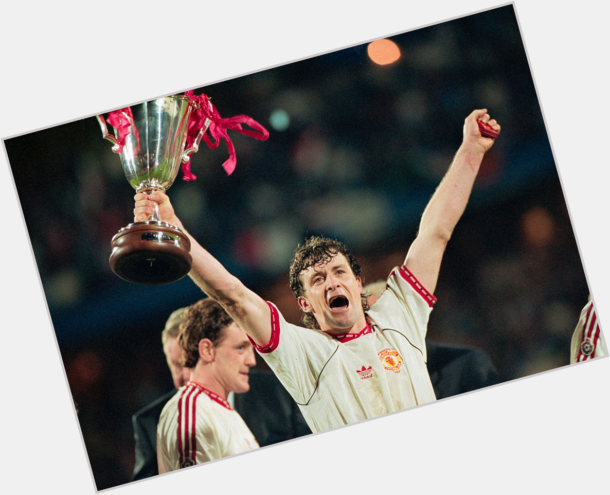  ON THIS DAY: 1963 Manchester United legend Mark Hughes was born. Happy 57th birthday Sparky... 