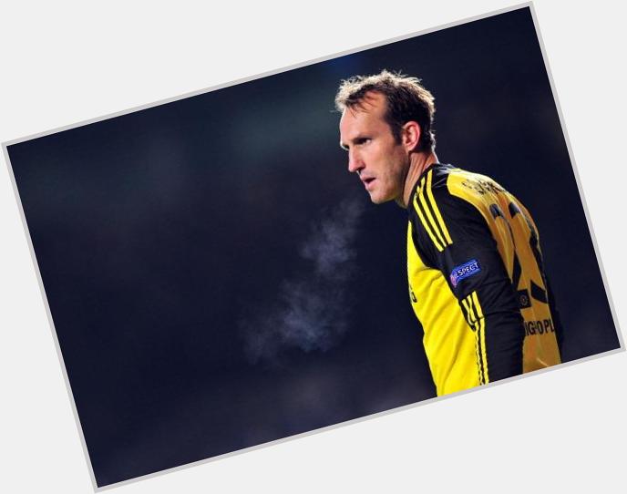 HAPPY BIRTHDAY to Chelseas Australian goalkeeper Mark Schwarzer! He turns 42 today!  