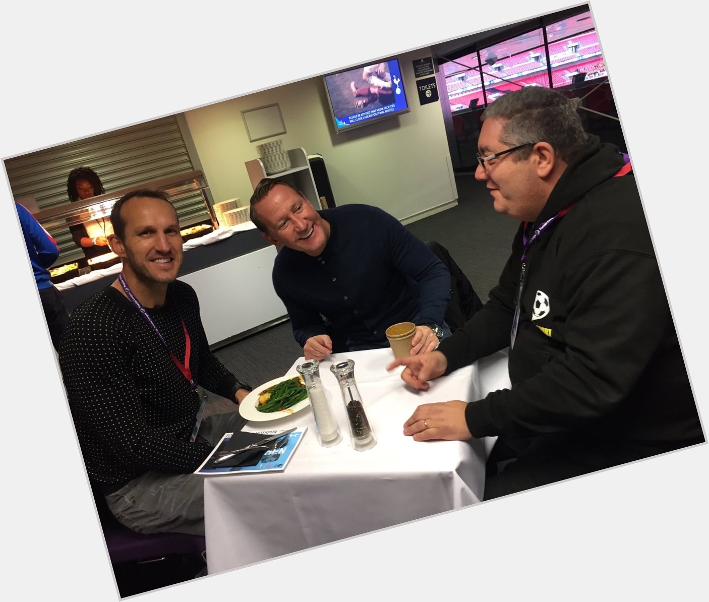 Happy 46th Birthday to former  goalkeeper Mark Schwarzer, have a great day my friend 