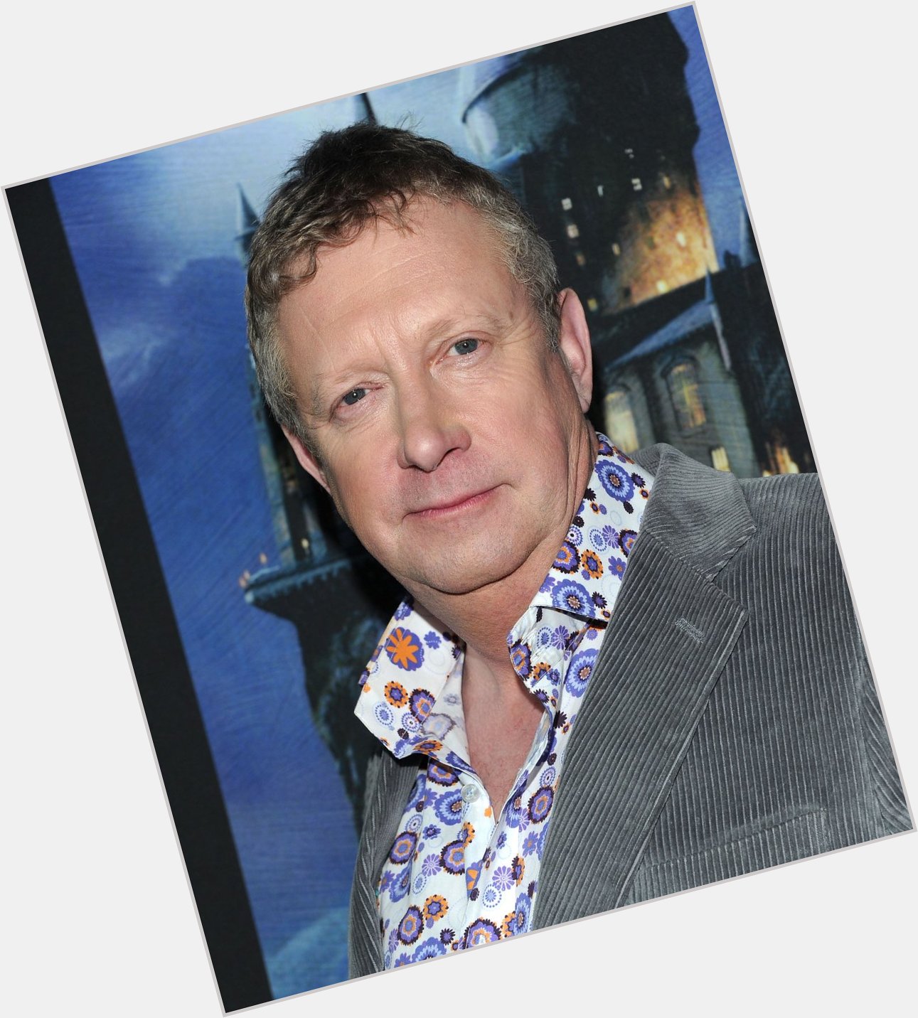  Happy birthday to Mark Williams who portrayed Arthur Weasley in the films! 