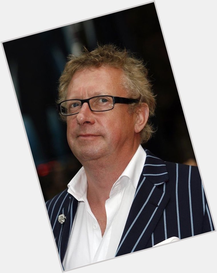 Happy 62nd Birthday to Mark Williams! He played Arthur Weasley in the films. 