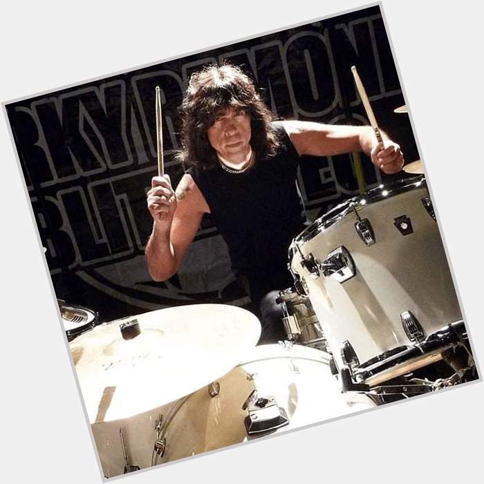 Happy Birthday!!! Marky Ramone, baterista de la legendaria banda Ramones 