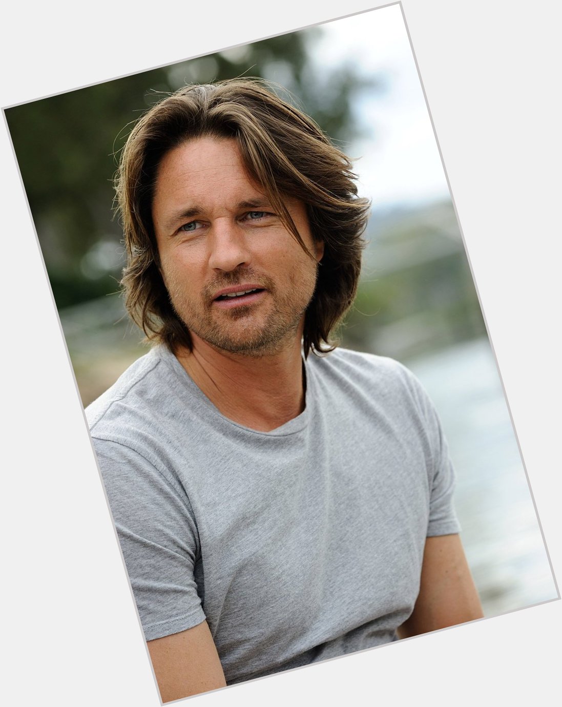 From,Auckland, New Zealand,happy birthday to the big actor,Martin Henderson,he turns,44 years today       