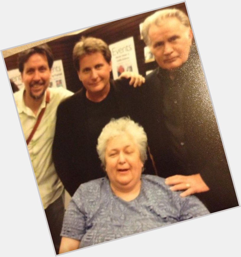 Wishing my friend, my hero, gr8 actor and all round fantastic guy Martin Sheen a happy 77th birthday xx xx 
