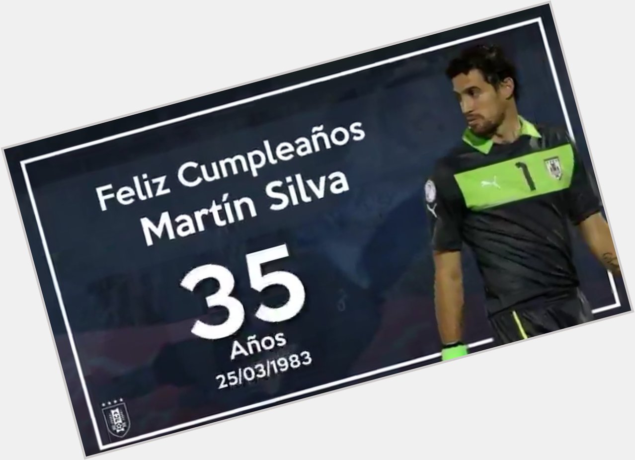 Happy 35th birthday to Uruguay international Martín Silva! 