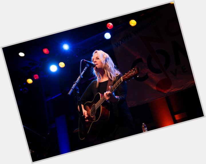 Happy Birthday to the wonderful Mary Chapin Carpenter!   She was born February 21st 1958 in Princeton, NJ 