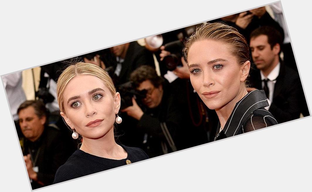 Happy birthday to Mary-Kate & Ashley Olsen! See their best beauty looks over the years:  