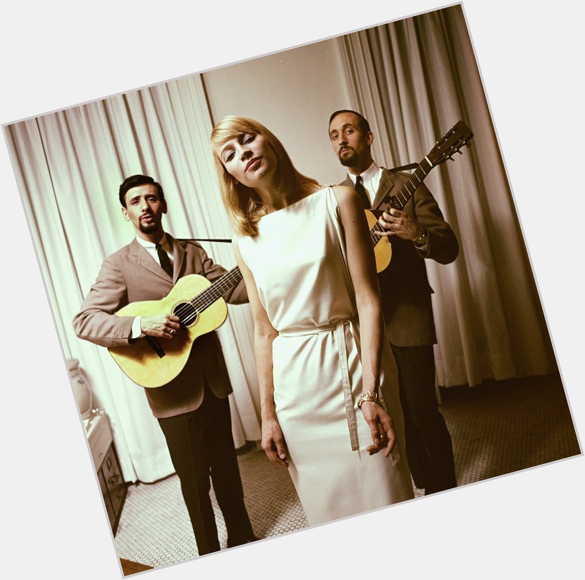 Happy Birthday to Mary Travers(middle) of Peter, Paul & Mary, who would have turned 81 today! 