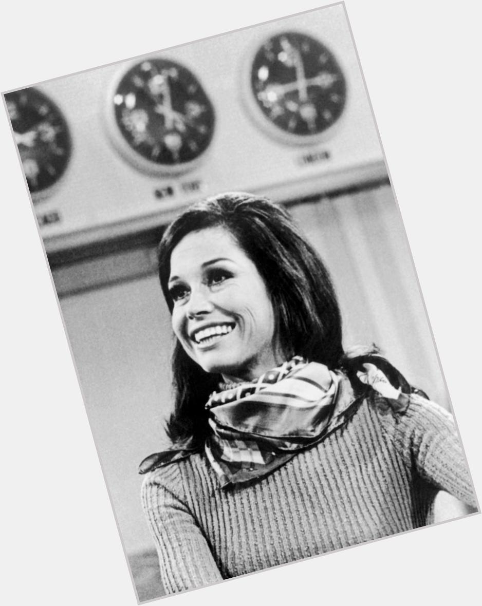 Happy 78th birthday to my favorite: Mary Tyler Moore 
