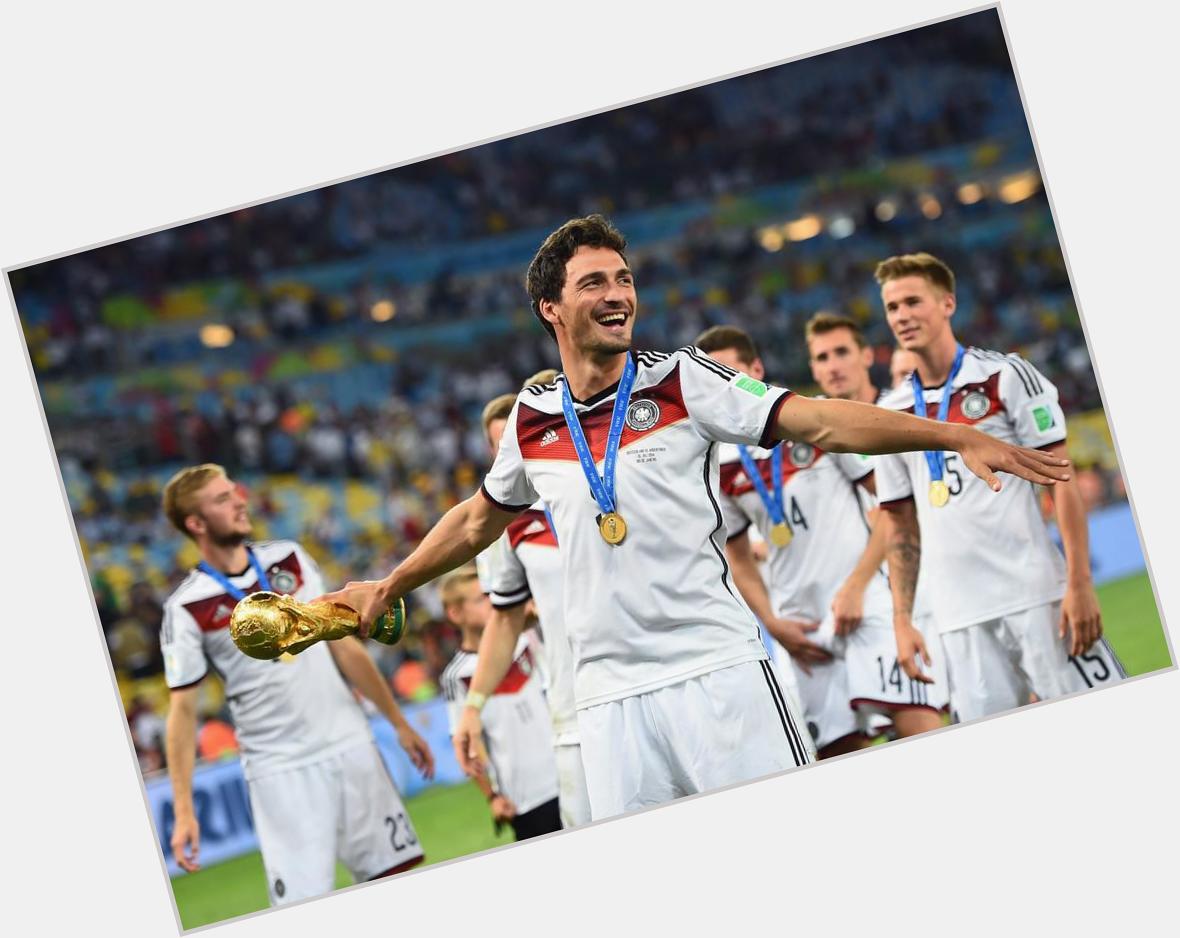  Happy Birthday Mats Hummels !! Hope all is well :D ! 