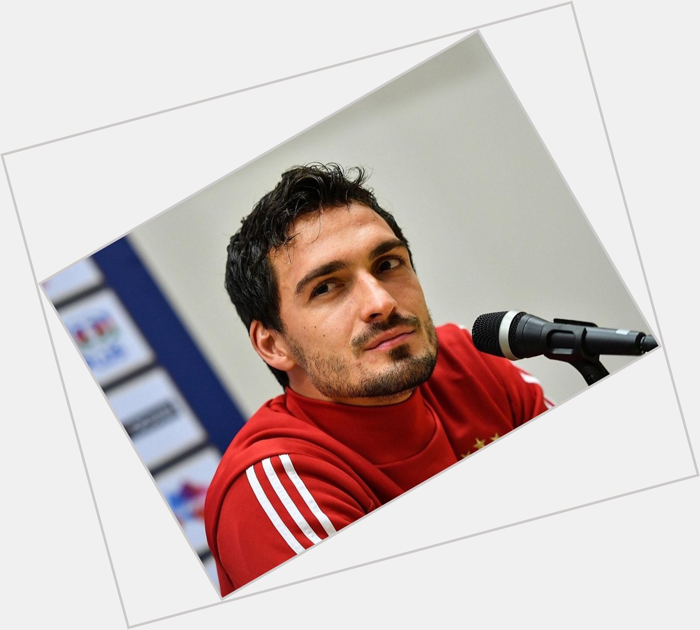 Happy birthday to Bayern Munich and Germany defender Mats Hummels, who turns 29 today! 