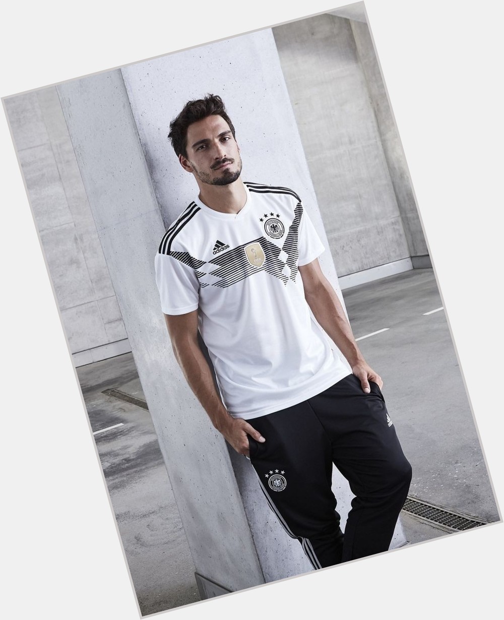 Happy birthday to the Best German CB of this generation, Mats Hummels 