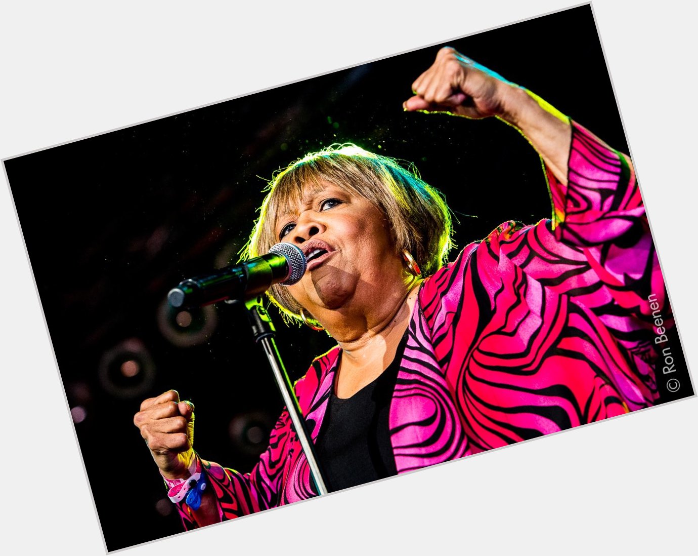 Happy 78th birthday Queen of Gospel Mavis Staples! What a happy, warm and powerful performance yesterday @ 