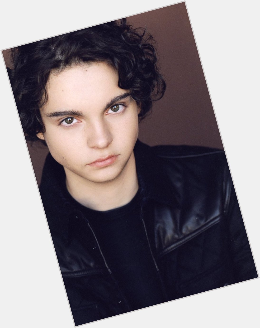    We wish a very happy birthday to Max Burkholder! ¡Feliz cumpleaños 