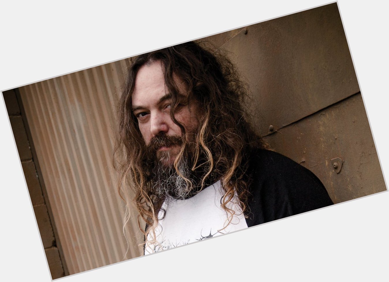 Happy 50th birthday to Max Cavalera! In celebration, we ask you all to JUMPDAFUCKUP! 