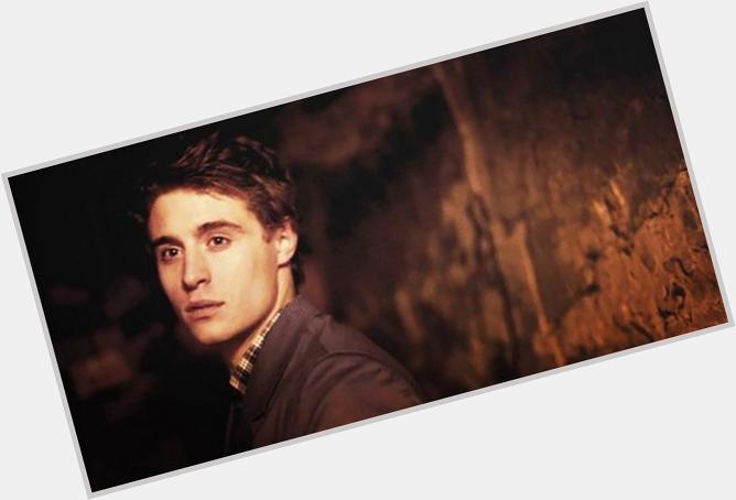 29 Reasons To Fall In Love With Max Irons  