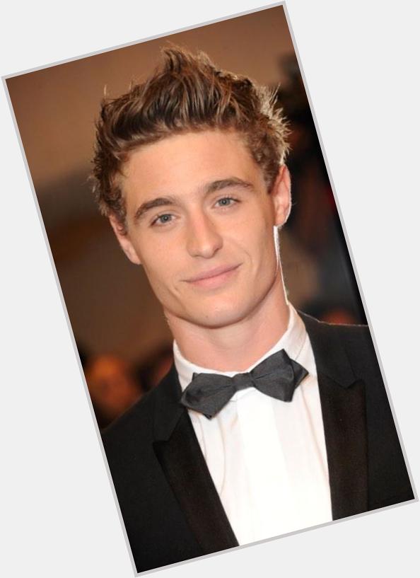 Happy birthday to possibly the most beautiful man in the world Max Irons. Just wow- kinda overtaking Ed Westwick 